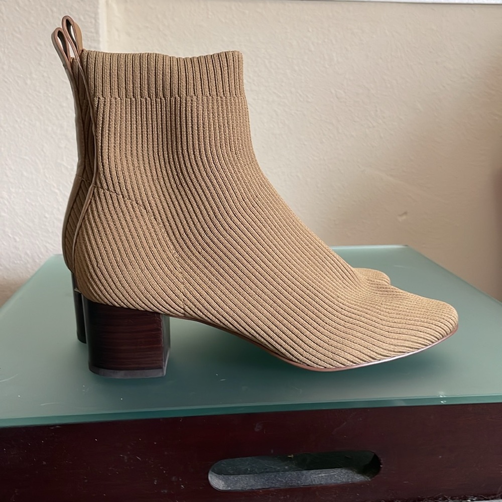Everlane:: Glove Boot